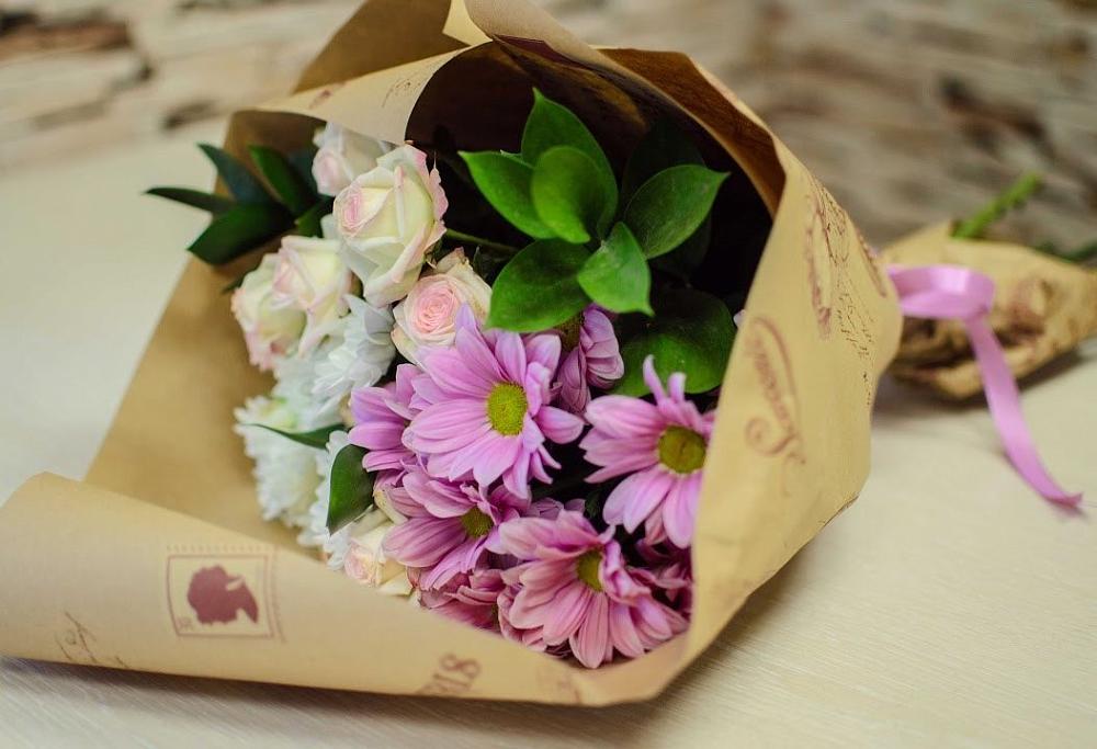 Букет цветов из: Розы и Хризантемы в Левой Россоши