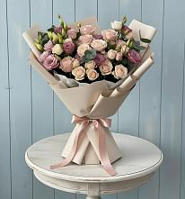 Букет цветов из:  Розы и Лизиантусы в Левой Россоши