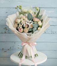 Букет цветов из:  Розы и Лизиантусы в Левой Россоши