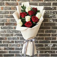 Букет цветов из:  Розы #REPLACE_PRED# Левой Россоши