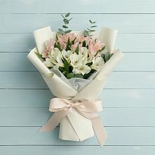 Букет цветов из:  Альстромерии в Левой Россоши