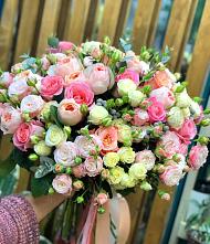 Букет цветов из:  Розы #REPLACE_PRED# Левой Россоши