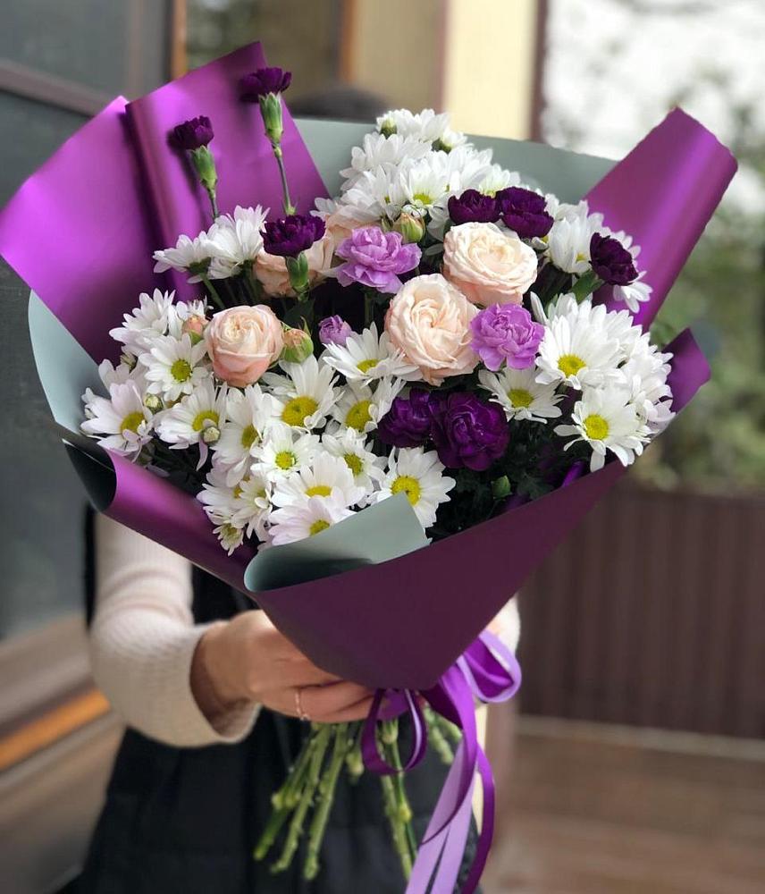 Букет цветов из: Хризантемы, Гвоздики и Розы в Левой Россоши