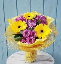 Букет цветов из:  Хризантемы и Герберы в Левой Россоши