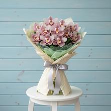 Букет цветов из:  Орхидеи и Розы в Левой Россоши