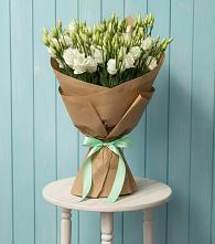 Букет цветов из:  Лизиантусы в Левой Россоши