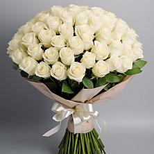 Букет 101 беля роза Белоснежка в Левой Россоши