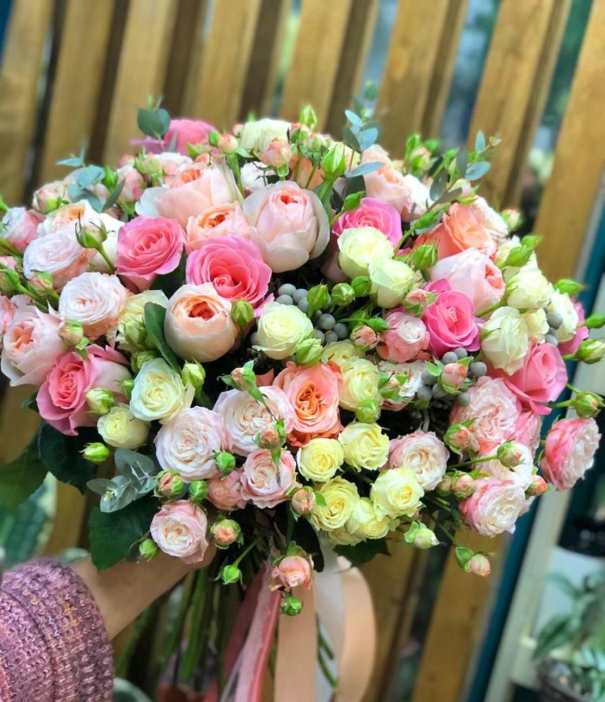 Букет цветов из: Розы в Левой Россоши